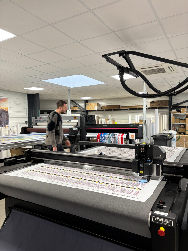 Table de découpe professionnelle pour impression grand format